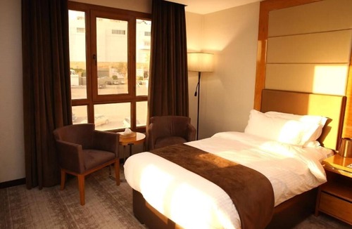 Suwailih Hotel | Superior Double or Twin Room | Gloria Hotel | Near Royal Auto Museum