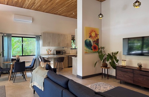 Playa Grande Villa | Surf Villa with casita in Playa Grande. 3 min walk to the beach!