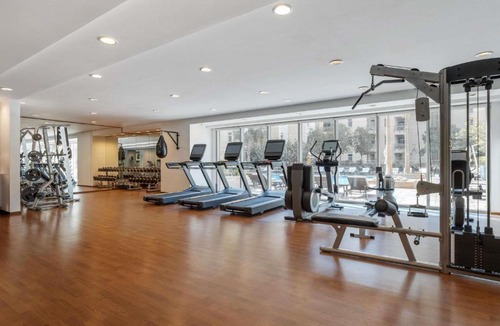 Al Muraqqabat Apartment | Swissôtel Living Al Ghurair Mall Dubai-Apartments