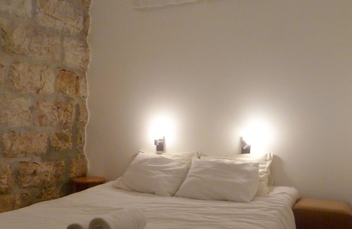 Talbieh Cottage | Tamar - 1BR Cottage In A Peaceful Garden- Central Location
