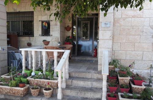 Haifa House | Tamer Guest house