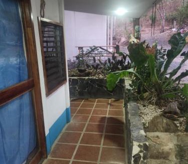 La Cruz Hotel | tatay cabinas