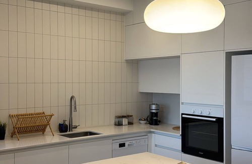Bat Yam Apartment | tBat Yam Beachfront Apartment – 10 Min from Tel Aviv - 3 bedroom