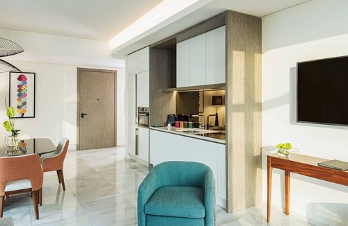 Palm Jumeirah Resort | Th8 Palm Dubai Beach Resort, Vignette Collection by IHG