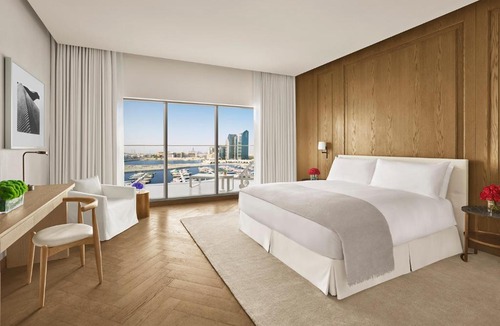 Abu Dhabi Hotel | The Abu Dhabi EDITION