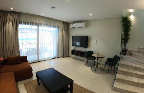 As Sifah Apartment | The Beach House by JS