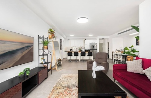 Ashdod Apartment | The Beach Tower Residence by Torohome
