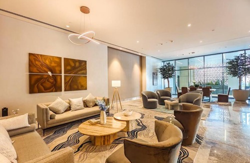 Downtown Dubai Apartment | The Downtown Dreamer: A Trendy 1BR near Dubai Mall