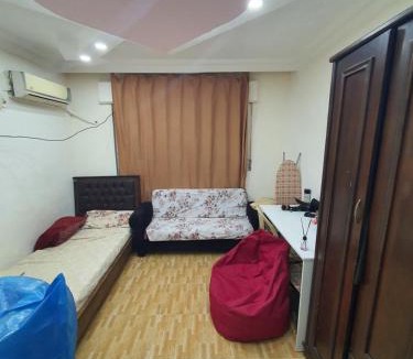 Al Jubeiha Apartment | The Engineer Studio Apartment