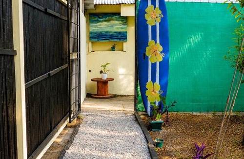 Tamarindo Hostel | The Frontside Surf House