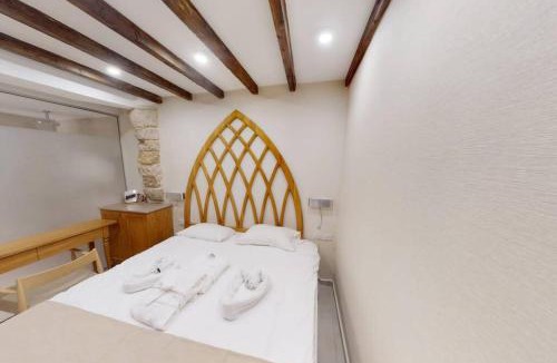 Acre Old City Apartment | The house in the Ramchal