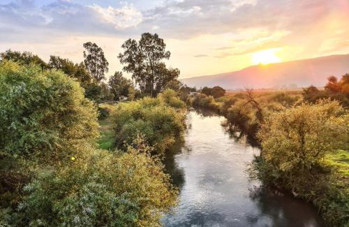 Sde Nehemia Villa | The Jordan River Villa by Travel Hotels Group