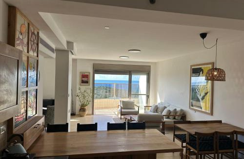Hadera Apartment | The Kingfisher - Sea, Nature, You A relaxing vacation for up to 6 people