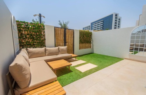 Mina Al Arab House | The Modern Escape – Modern Living Perfect for Relaxing Stays