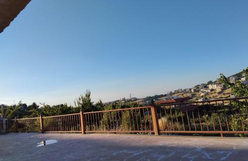 Ajloun Governorate Ski Chalet | The Mountain Village View اطلالة الجبل