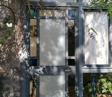 Snir House | The old Oak tree by the Banias river