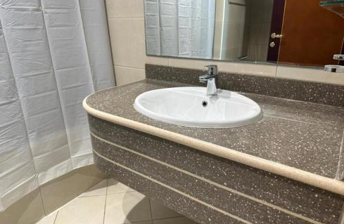 Rumailah Apartment | The Pearl 1-1BHK Full sea-side