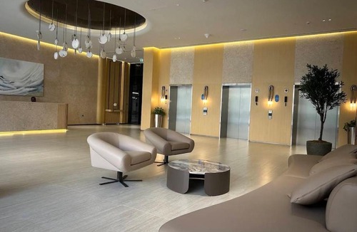 Mina Al Arab Apartment | The pearl - beach access