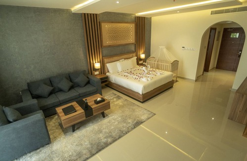 Salalah Hotel | The Plaza Hotel and Resort