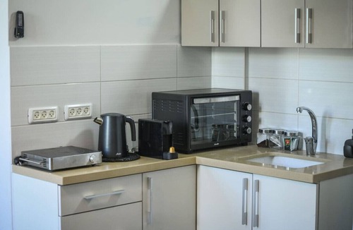 Haifa Apartment | The Printhouse Boutique Studio 8
