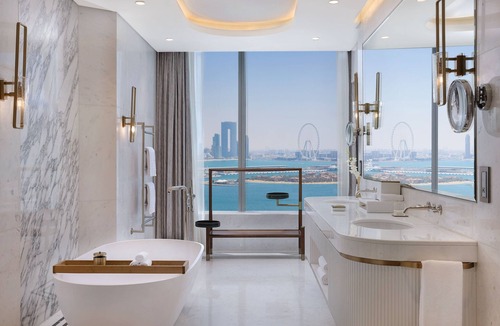 Palm Jumeirah Hotel | The St. Regis Dubai, The Palm