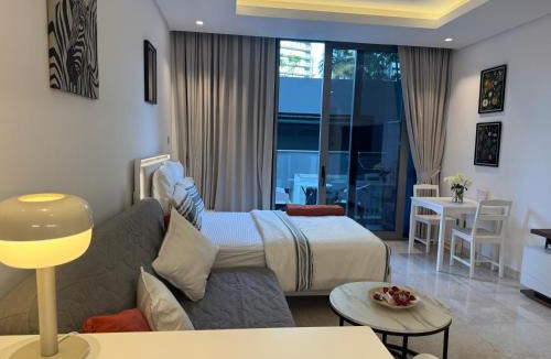 Madinat Zayed Apartment | The Sterling 4 sleep with AC parking and pool