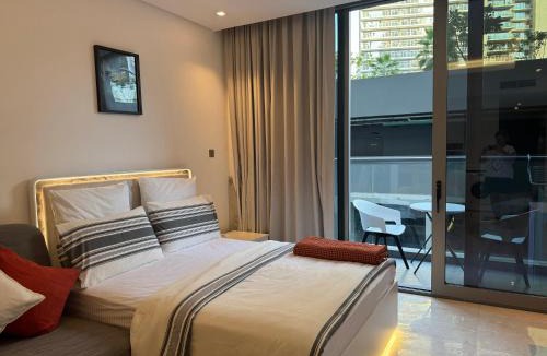 Madinat Zayed Apartment | The Sterling 4 sleep with AC parking and pool