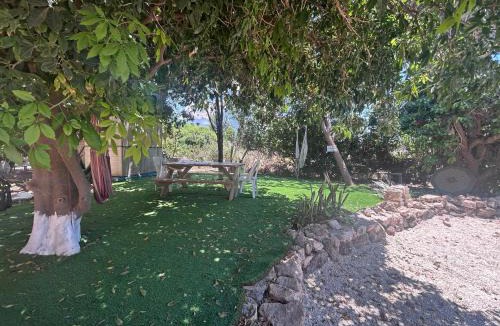 Atlit Apartment | The Turquoise Suite on the Sea Trail, Atlit
