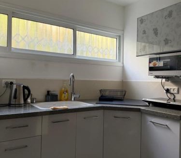 Petah Tikva Apartment | The Urban Suite