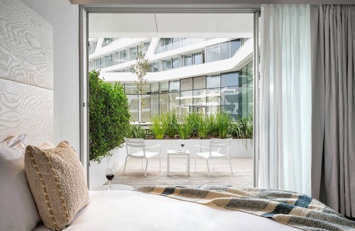 Herzliya Pituach Hotel | The YACHT – Limited Edition By Fattal