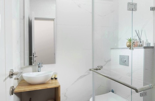 Tiberias Apartment | This apartment is a 1 bedroom(s), 1 bathrooms, located in Tiberias, North District.