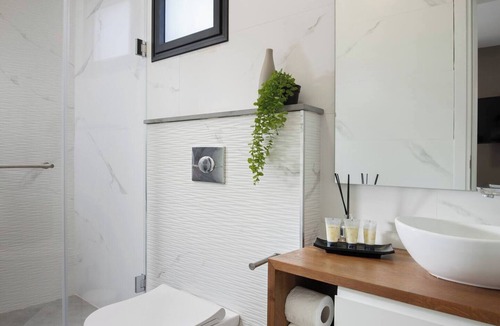 Tiberias Apartment | This apartment is a 3 bedroom(s), 2 bathrooms, located in Tiberias, North District.