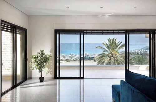Tiberias Apartment | This apartment is a 4 bedroom(s), 2.5 bathrooms, located in Tiberias, North District.
