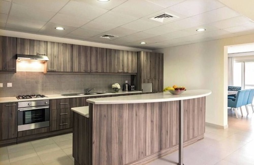 Mina Al Arab Apartment | Three Bedroom Villa With Pool Near Lagoon Marina