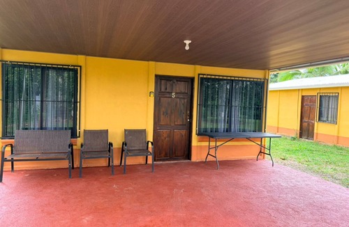 Puerto Viejo de Sarapiqui House | Ticary Natural Homes House for up to 4 guests near the river with WiFi,parking