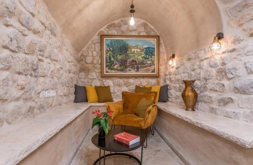Safed Old City House | Tirat Ronit - טירת רונית