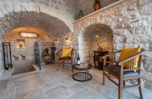 Safed Old City House | Tirat Ronit - טירת רונית
