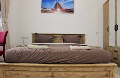 Tiwi Hotel | Tiwi Sunrise