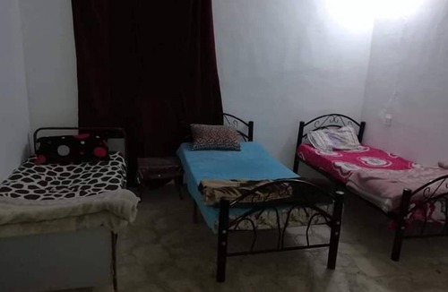 Al-Mughayer Hostel | Trajan Guest House - Hostel