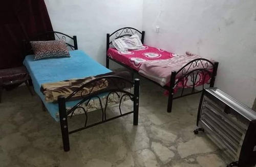 Al-Mughayer Hostel | Trajan Guest House - Hostel