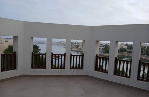 Taqah Condo | Tranquil condo with AC in charming Salalah