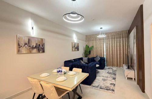 Barsha Heights Apartment | Tremendous 2-bedroom apartment with AC in vibrant Dubai