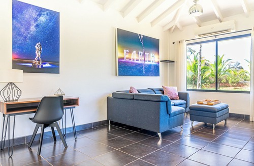 Ciudad Cortes Villa | Tropical Hideaway near the sea, mountain views, salt water pool