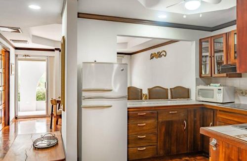 Damas Apartment | Tropical Oasis Family 2bdr