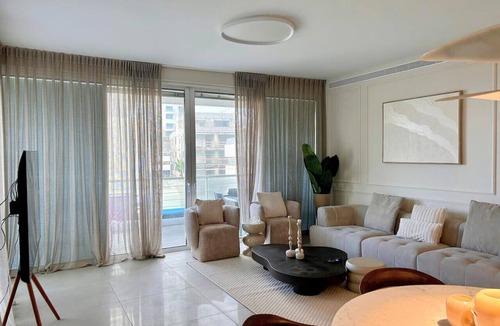 Tel Aviv Promenade Apartment | Trumpeldor sea view with Balcony