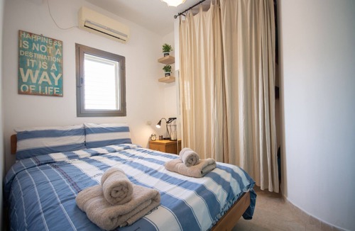 Herzliya Apartment | Turquoise Charm 1BR Apartment in Herzliya Center