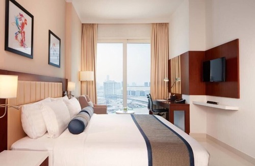 Dubai Sports City Hotel | Two Bedroom Apartment In Sports City By E R