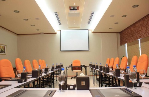 Beach & Coast Apartment | Two Bedroom Apartment Near Al Khan Super Market By Luxury Bookings AB