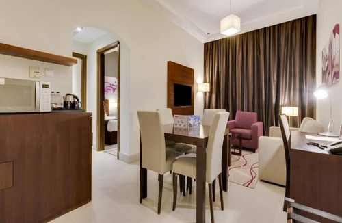 Al Seer Apartment | Two Bedroom Suite Near RAK Expo Centre