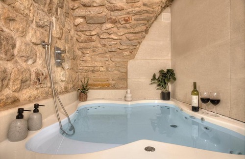 Safed Old City Apartment | Tzfatika - צפתיק'ה